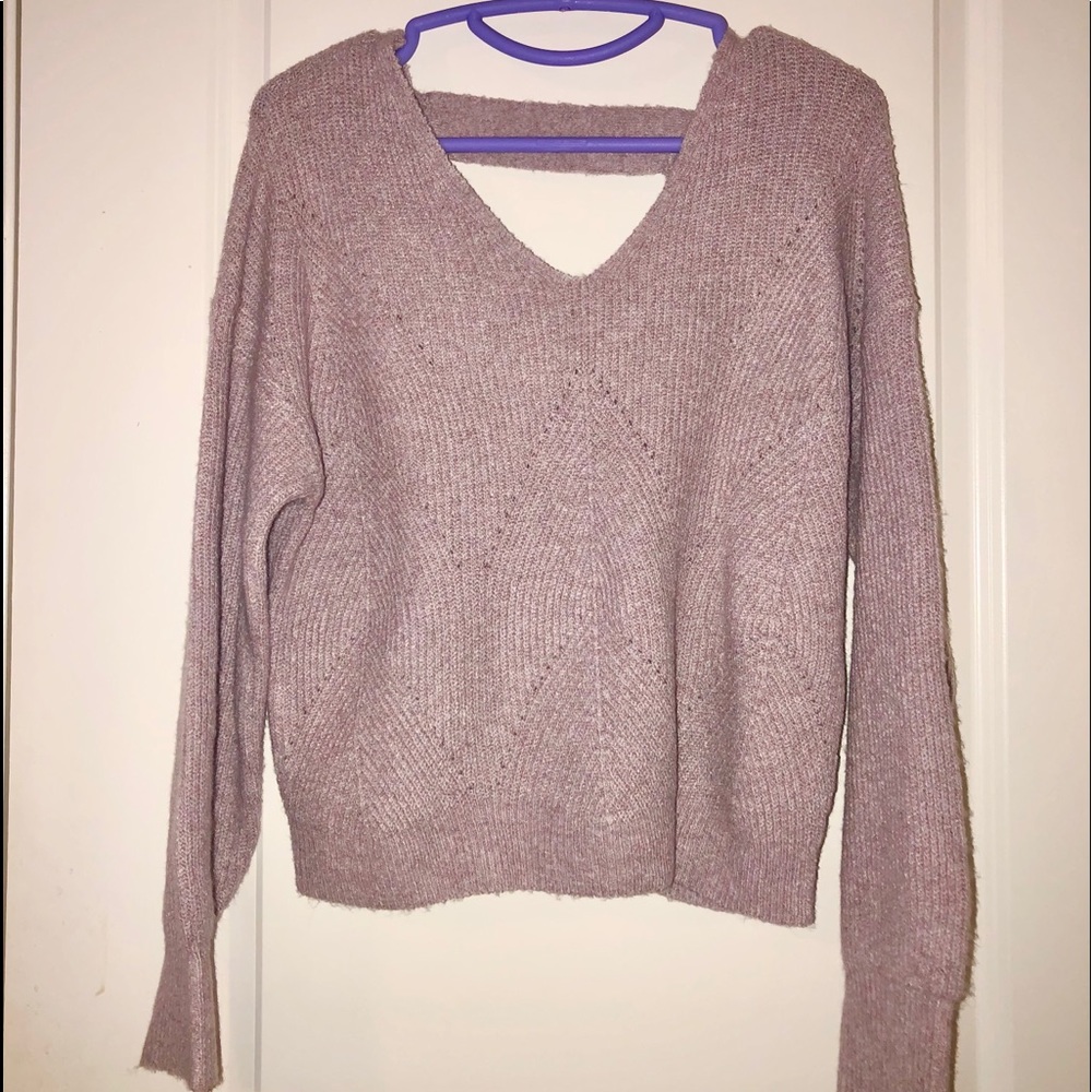 Keyhole-back sweater - Picture 2 of 3
